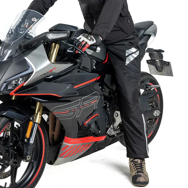 Zateplené zimní motorkářské kalhoty s fleece podšívkou, větruodolné
